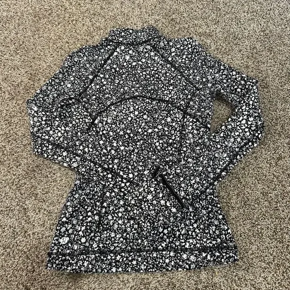 LULULEMON Women's Its Rulu Run Half-Zip Size 2 In Venture Floral Alpine White - Picture 2 of 12